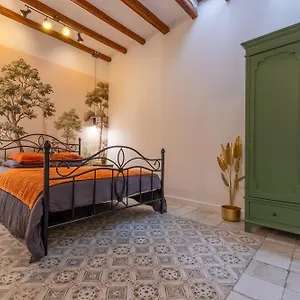la-bailona-de-la-font.top-hotels-tarragona.com/