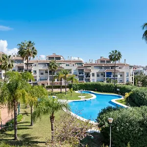 apt-lovely-2-bed-10-min-walk-from-puerto-banus.es-andalucia.com/